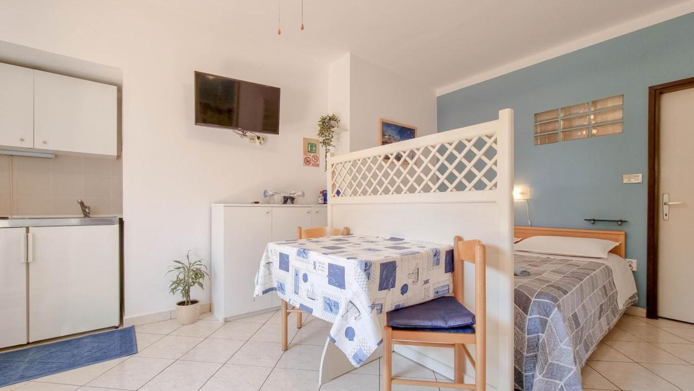 Alma One Διαμέρισμα Novigrad Istria Εξωτερικό φωτογραφία
