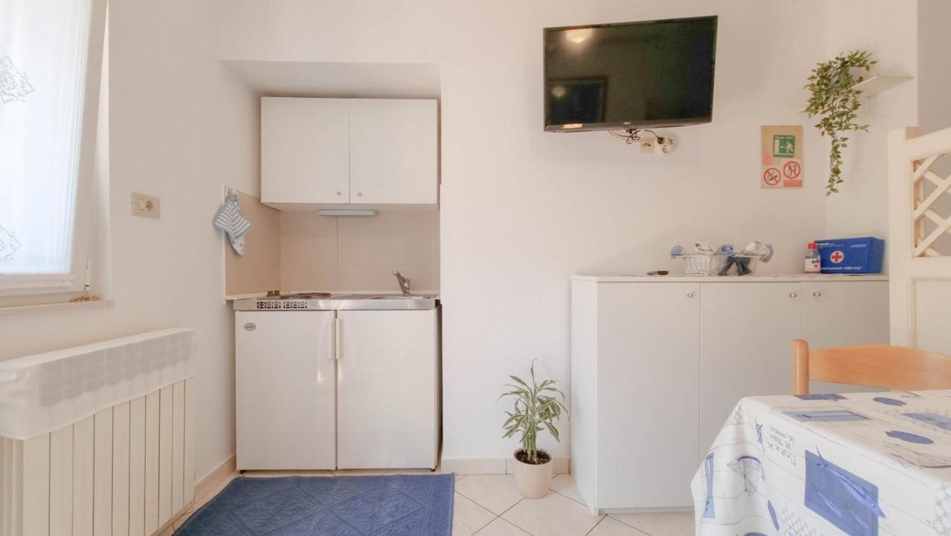 Alma One Διαμέρισμα Novigrad Istria Εξωτερικό φωτογραφία